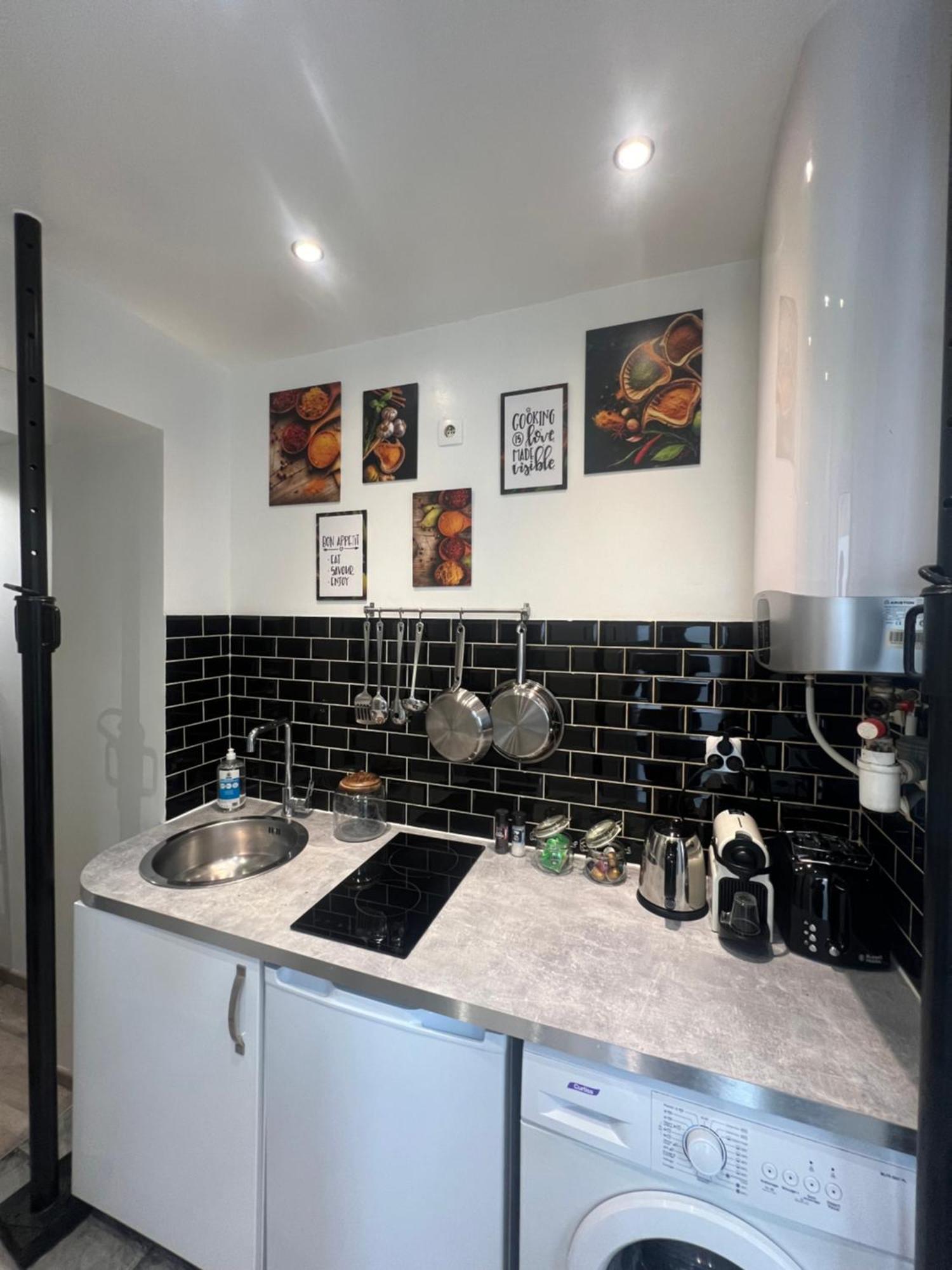 Home Sweet Home Batignolles 1 Bedroom - N37 París Exterior foto